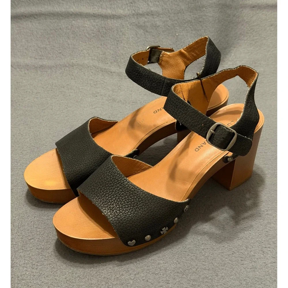 Lucky Brand Black Leather Wooden Block Heel Studded Ankle Strap Sandals 7M 37.5